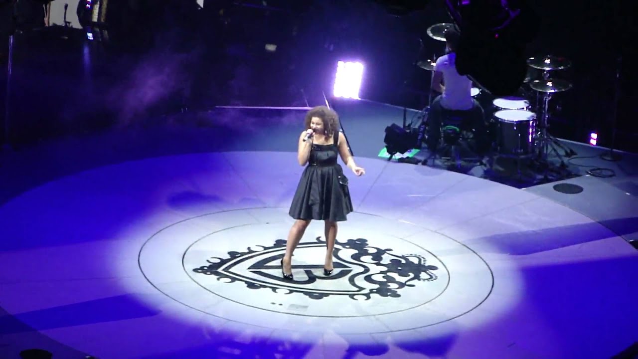 Battlefield by Jordin Sparks (with Jonas Brothers) in High Definition (HD)