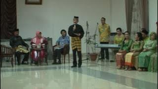 The fun of MC full of rhymes, at the Anugrah Wira Budaya