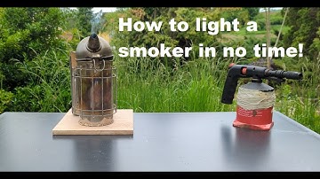 Why I light my smoker using a blowtorch. Beekeeping tutorial.