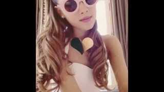 Ariana Grande Selfies