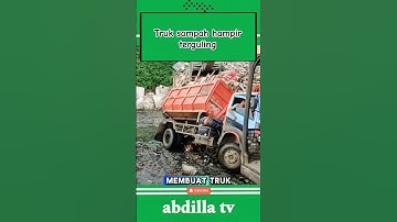 hampir saja truk sampah ini terguling ⁉️ #shorts