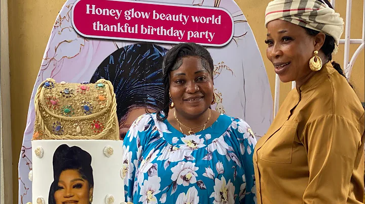 KEMI KOREDE GIFTS HONEYGLOW SKINCARE CEO A GIGANTIC BIRTHDAY CAKE