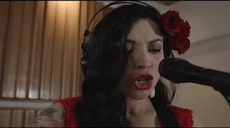 LE - Tu falta de Querer - Mon Laferte GQ LE - Tu falta de Querer - Mon Laferte GQ