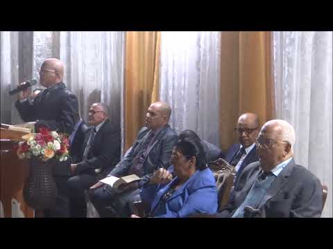 Hino congregacional, com pastor Sílvio.