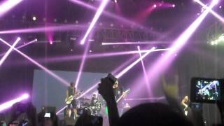 Bazooka Rocks 2013: Therapy - All Time Low