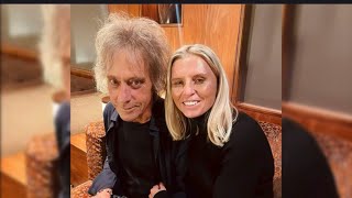 Perry Bamonte The Cure Has Gone Prayers The Band Members And To Hid Family