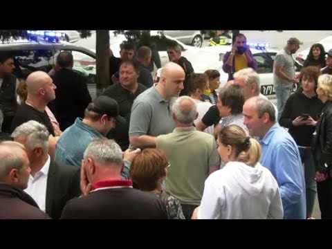 აქცია ჯანდაცვის სამინისტროსთან - სააკაშვილთან საერთაშორისო ექსპერტის ჯეიმს კობის შეშვებას ითხოვენ