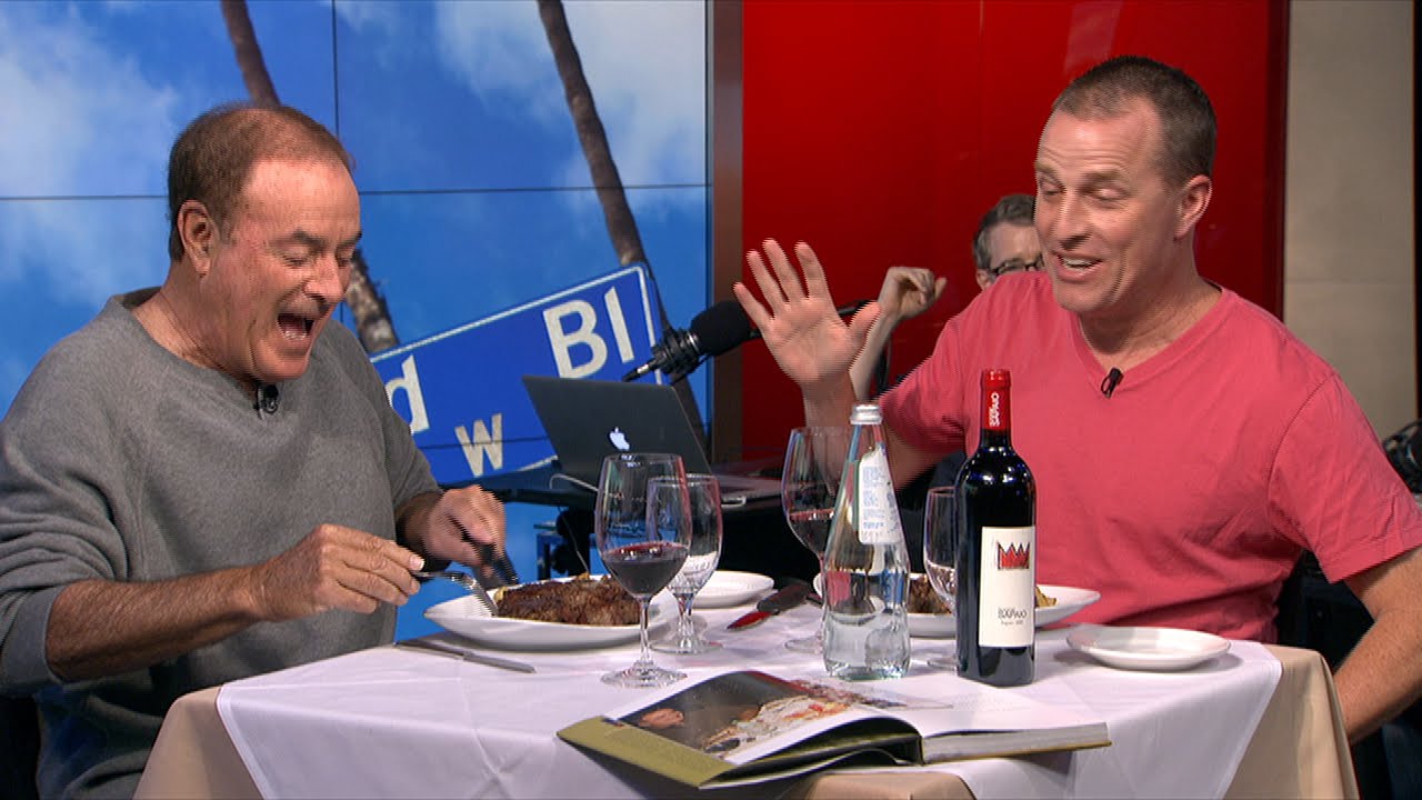 Al Michaels has steak for breakfast 