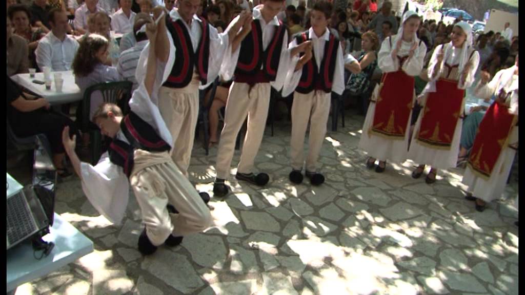 Αντάμωμα κάτω Ραπτοπουλιωτών Ευρυτανίας 2012 1