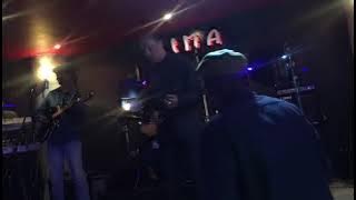 jam  no xima's bar 'nwa hulana'