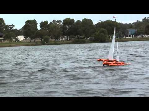 Mini 40 RC Trimaran foiling #2 rig.mpg FunnyDog.TV