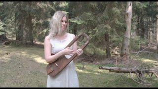 Myrkur - Lyre Video Demonstration Leaves Of Yggdrasil