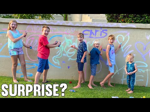They Spray Painted Our House! || Mommy Monday