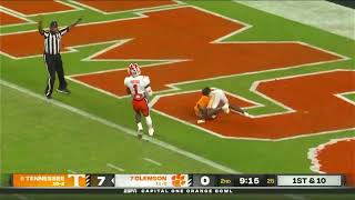 Squirrel White lays out for huge catch vs Clemson