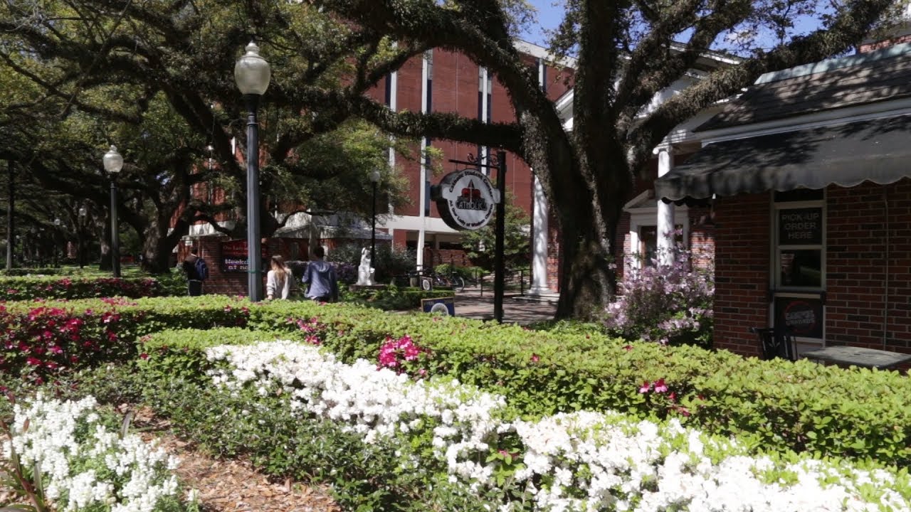 Springtime at UL Lafayette - YouTube