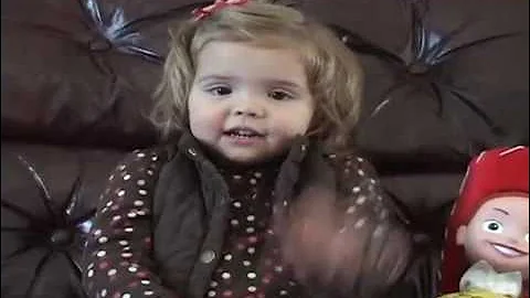 Claire singing The Little Mermaid "Part of Your World"