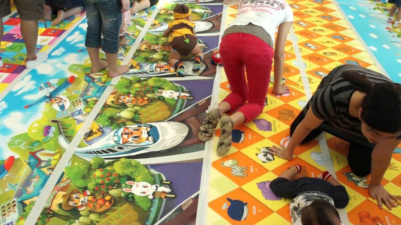 十一國慶... BB 爬行比賽 ... 第14組第2行........29秒第二名   YEAH ^0^