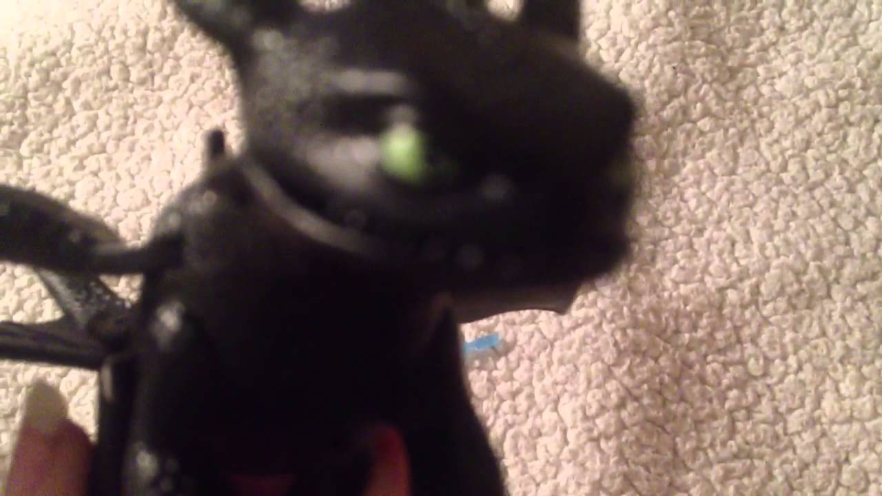 Night Fury Figure Review!!! YouTube