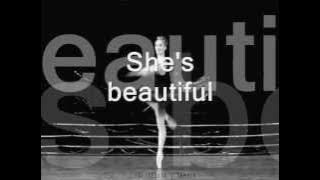 Download lagu Double You  She's beautiful Lyrics