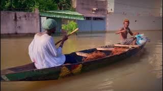 Le Fou Woroli, Diarra et Diabate encore chez Sidibe pour pêcher dans son Salon