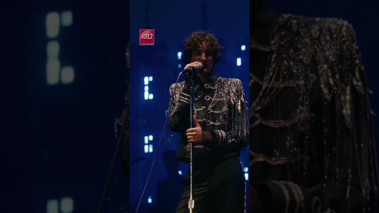 Sombr invite Billy Idol à Coachella