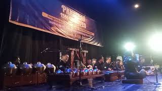 Penampilan Dosen-Dosen Jurusan Karawitan di acara PKKMB ISBI Bandung 2023