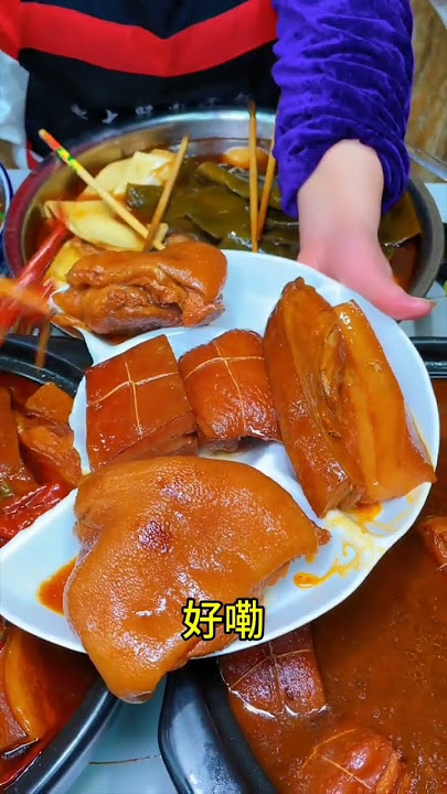 Today's dish is expensive, 121 yuan. #Dongpo pork #Ba Zi roast pork #Shi Tian's bierzo