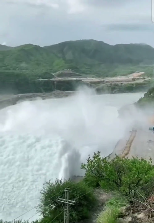 world-dangerous-dam-youtube