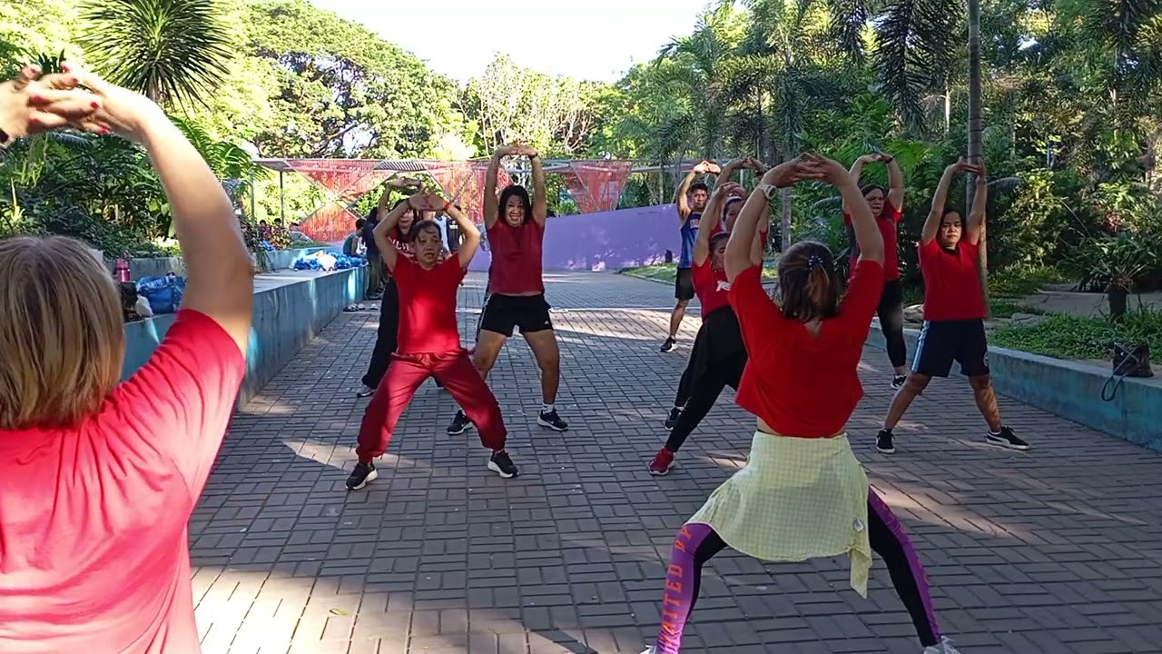 Azl family zumba dance workout morning routine cool 