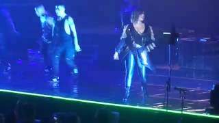 Demi Lovato - Thriller (Michael Jackson Cover) #DEMIWORLDTOUR in Baltimore