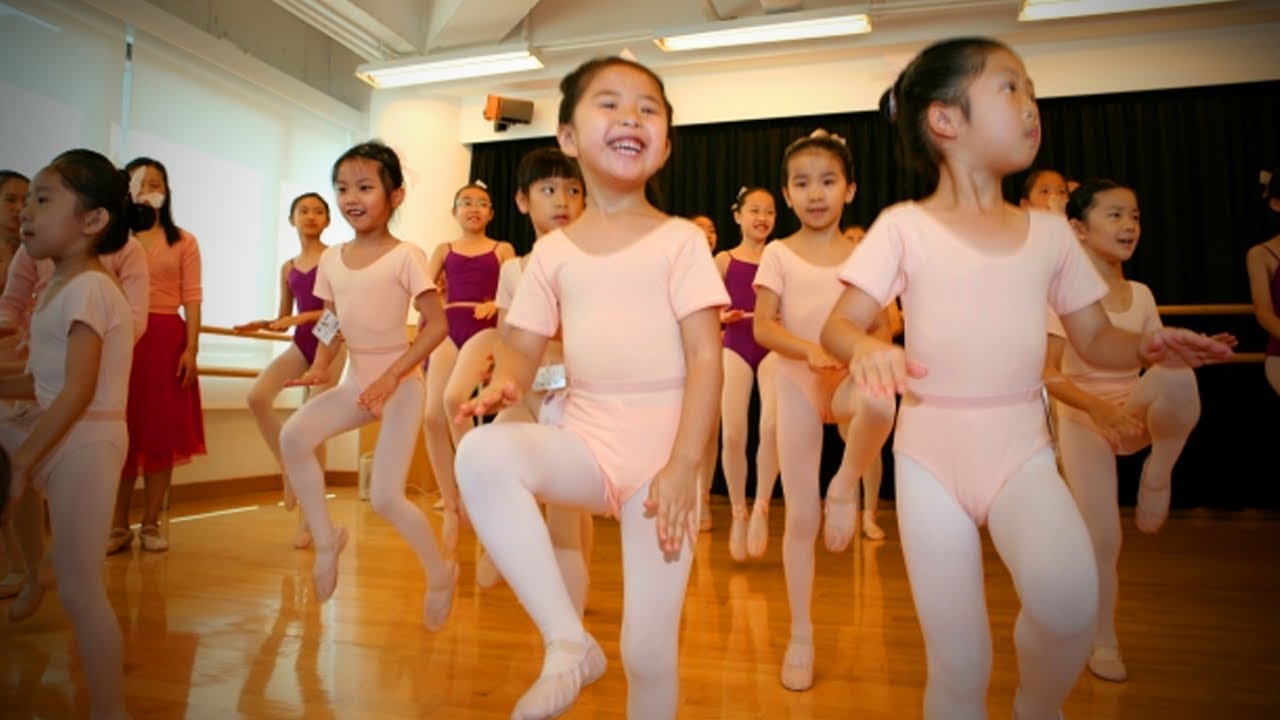 Funny Children Dancing 👦😂 Epic Children Dance (Part 2) [Epic Life ...