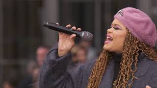 Andra Day Performs “Rise Up” Live at Hudson Yards Resimi