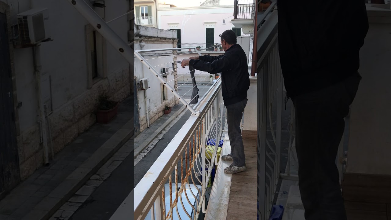 parpyon® Bracci Stendibiancheria da balcone esterno, Stendibiancheria da  parete o ringhiera in ferro per filo per stendere il bucato prodotto 100%  Italiano (Fisso c/piastra, Acciaio Zincato) : : Casa e cucina