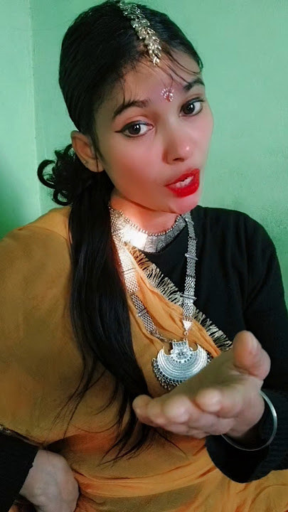 Download lagu Suniye Zara Dekhiye Na ❤️ ✨#love #youtubeshorts #song #old #viralshorts #explore #vintage