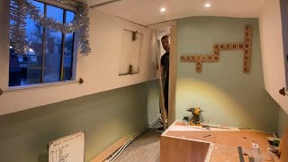 307. Trying to make a split bathroom door for the Narrowboat
