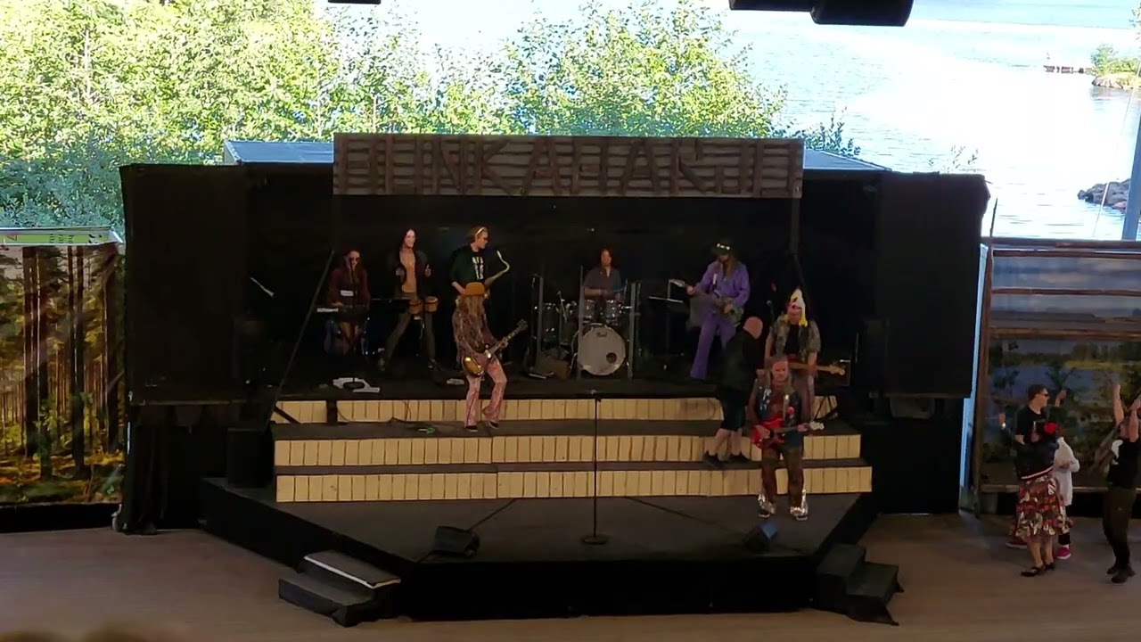 Maukka Perusjätkä - Vaatteet (on mun aatteet)