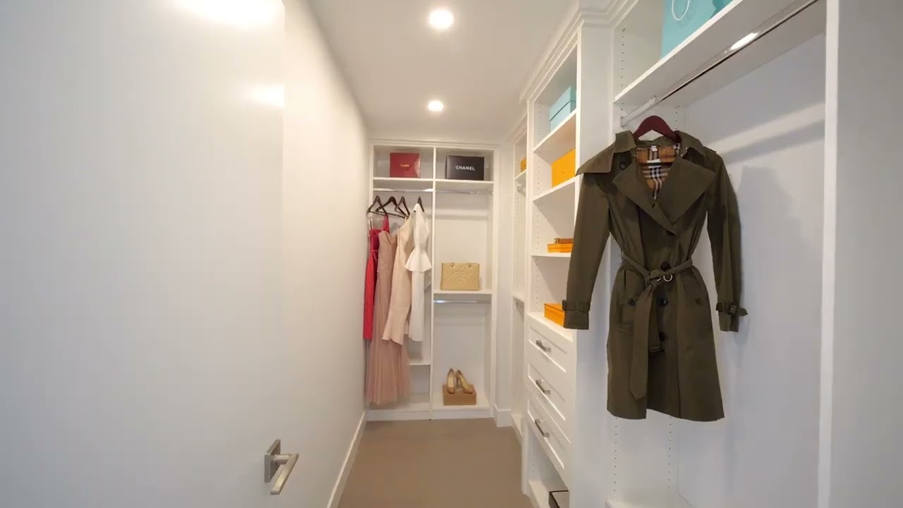 Touring a Luxurious Home on Rosebery Ave