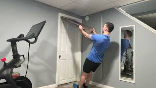 Towel Hammer Curl
https://www.hockeytraining.com/programs/ - For more hockey training exercises check out our full hockey training programs that are designed to make you a better player on the ice! Towel Hammer Curl
