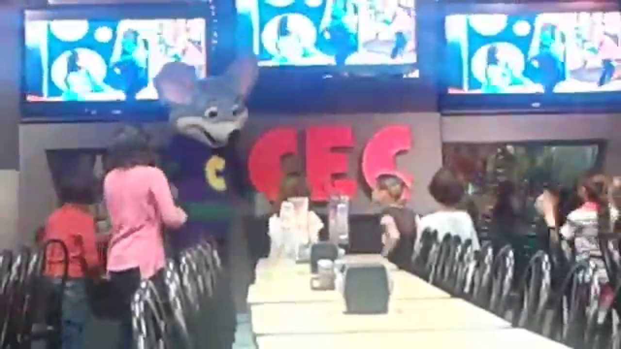 Chuck E Cheese Do The Chuck E 2015 Live Show (Y) (Unedited)