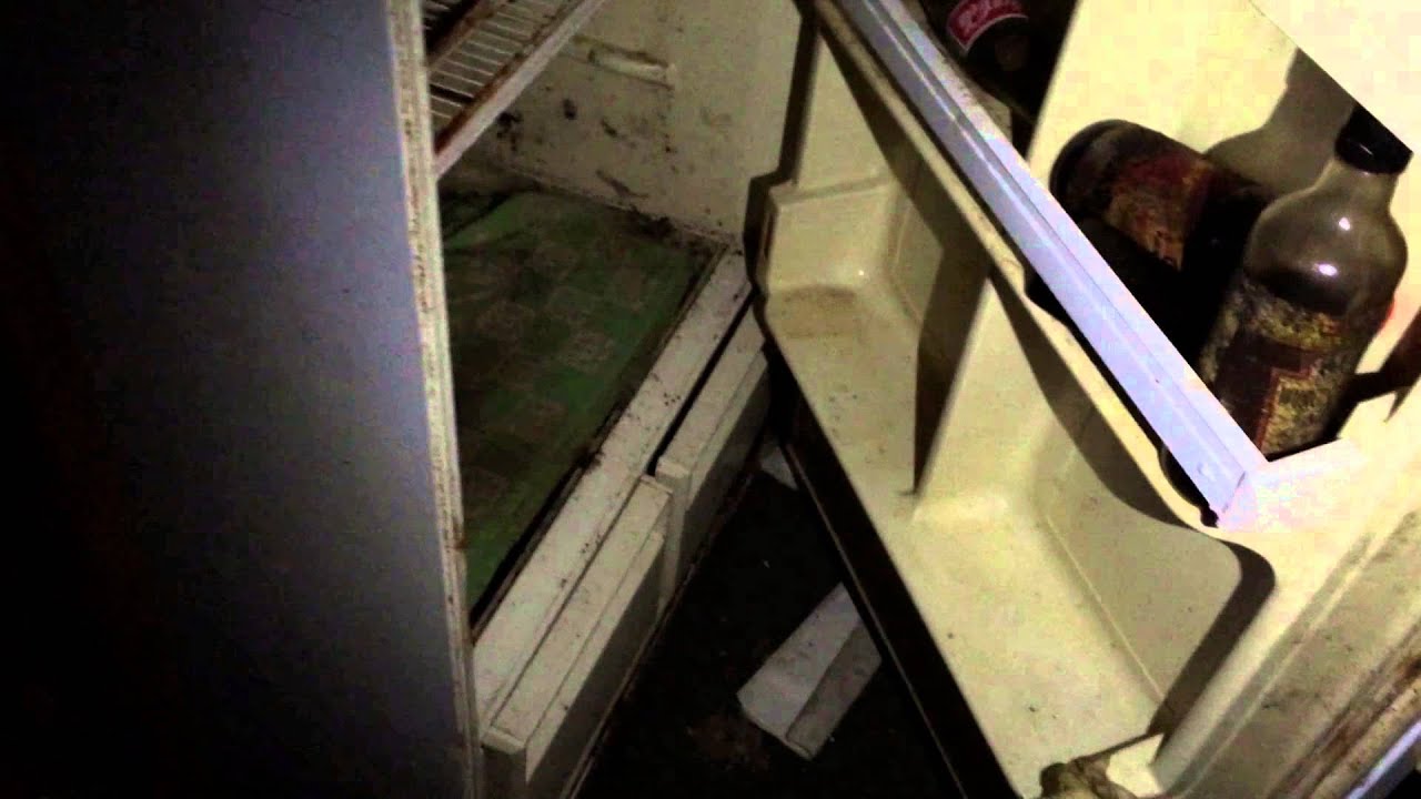 Inside Abendend Rv Vagabond RV inside tour (abandoned on friend's property) - YouTube