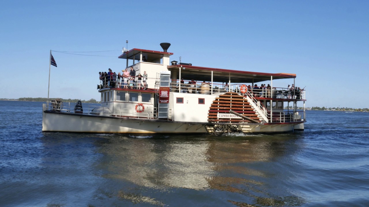 boat r yarrawonga the cumberoona paddle steamer on the murray river boat r yarrawonga the cumberoona paddle steamer on the murray river