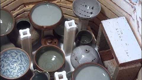 SIMON LEACH POTTERY TV - Opening the kiln - 17 Aug 