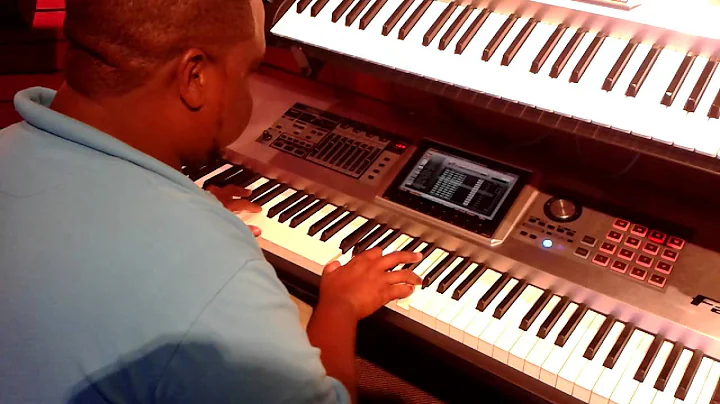 Rodney Tillman in Guitar Center