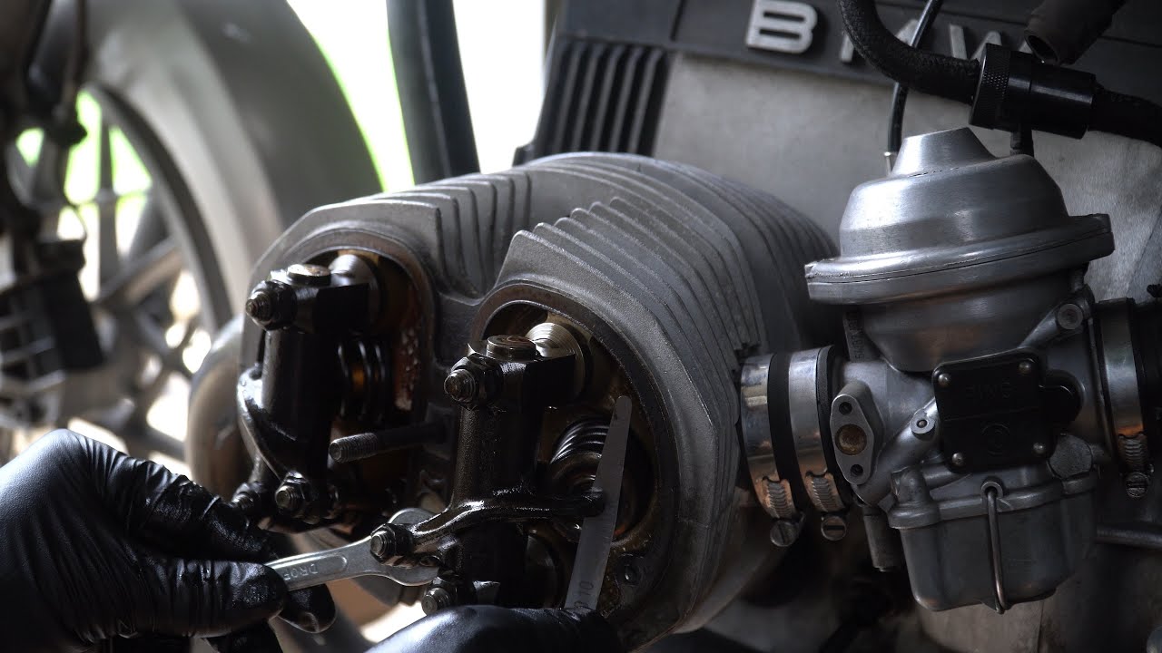 Valve adjustments and a crab cake for the R65