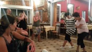 Greek dancing in Azolimnos tavern, Syros | Omilo