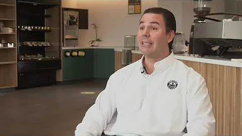 Smoothie Factory - Interview of the Founder (James...