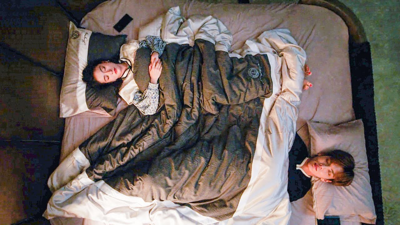 คุณปู่ขังทั้งสองไว้ในห้อง ความรักเริ่มเบ่งบาน