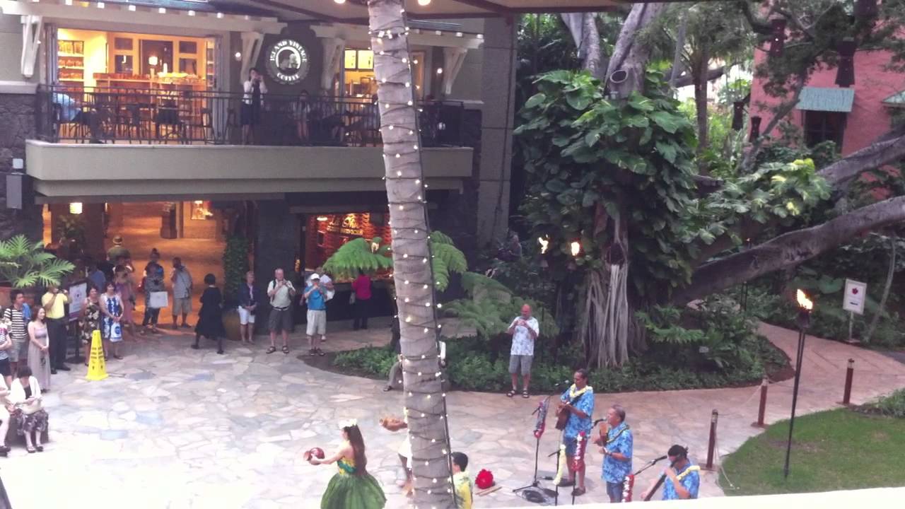 Royal Hawaiian Shopping Center Waikiki Honolulu Hawaii 2