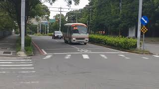 20220613 科技之星 新竹市公車81路 準備轉彎452巷 MOV 1455