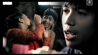 Download Lagu D'masiv jangan menyerah (official vide music) MP3